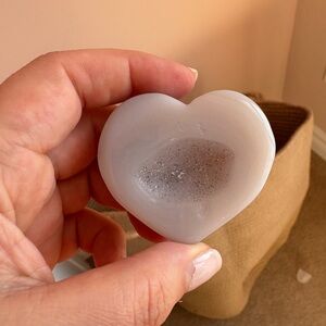 Druzy agate heart - beautiful crystal heart with druzy part